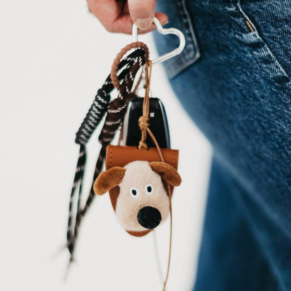 NEW PRETTY SIMPLE puppy rope charm key chain bag charm in brown
